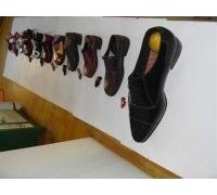 寅叶子大到1,2米,小至8公分真皮系列鞋作品赏折